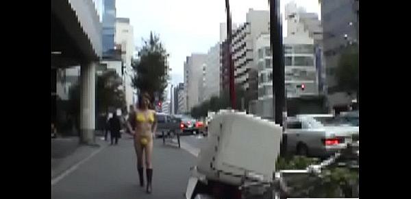  JAV public nudity thong bikini walking in Tokyo Subtitled
